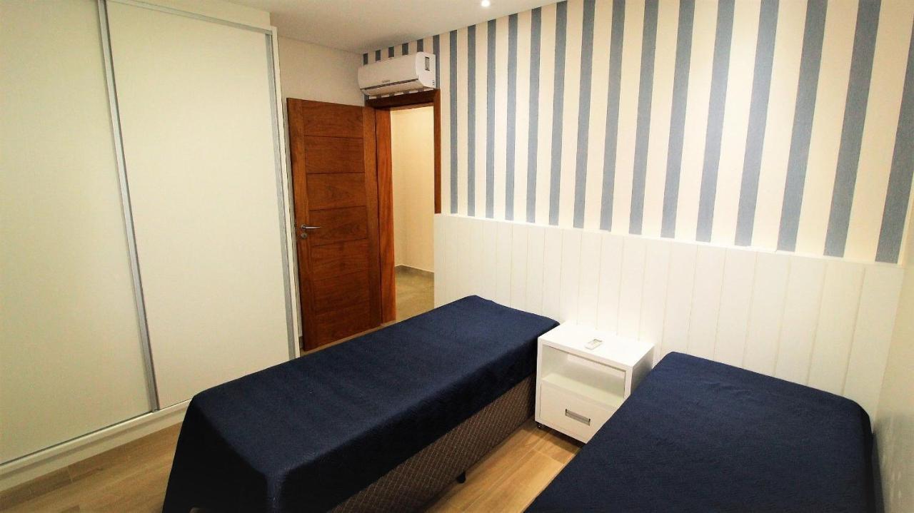 1079 - Apartamento Com Vista Para O Mar Em 봄비나스 외부 사진